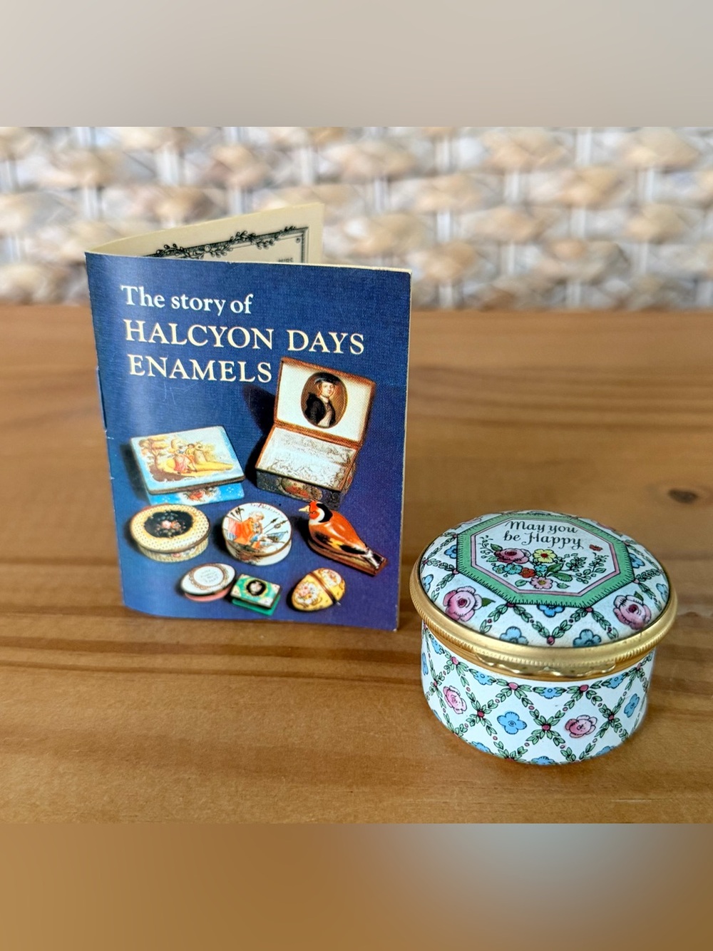 Halcyon Days Enamel “May You Be Happy” Enamel Pill Box/Trinket Box {READ} Rare